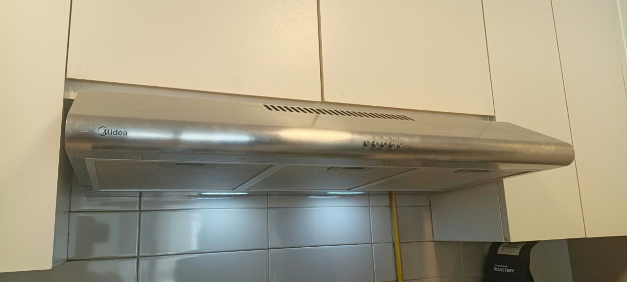 Cleaning: Degreased inside and out.